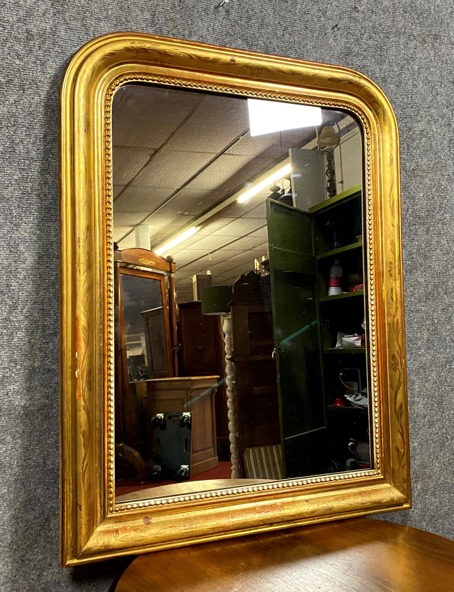 Miroir doré époque Louis Philippe vers 1830 83 X 64cm