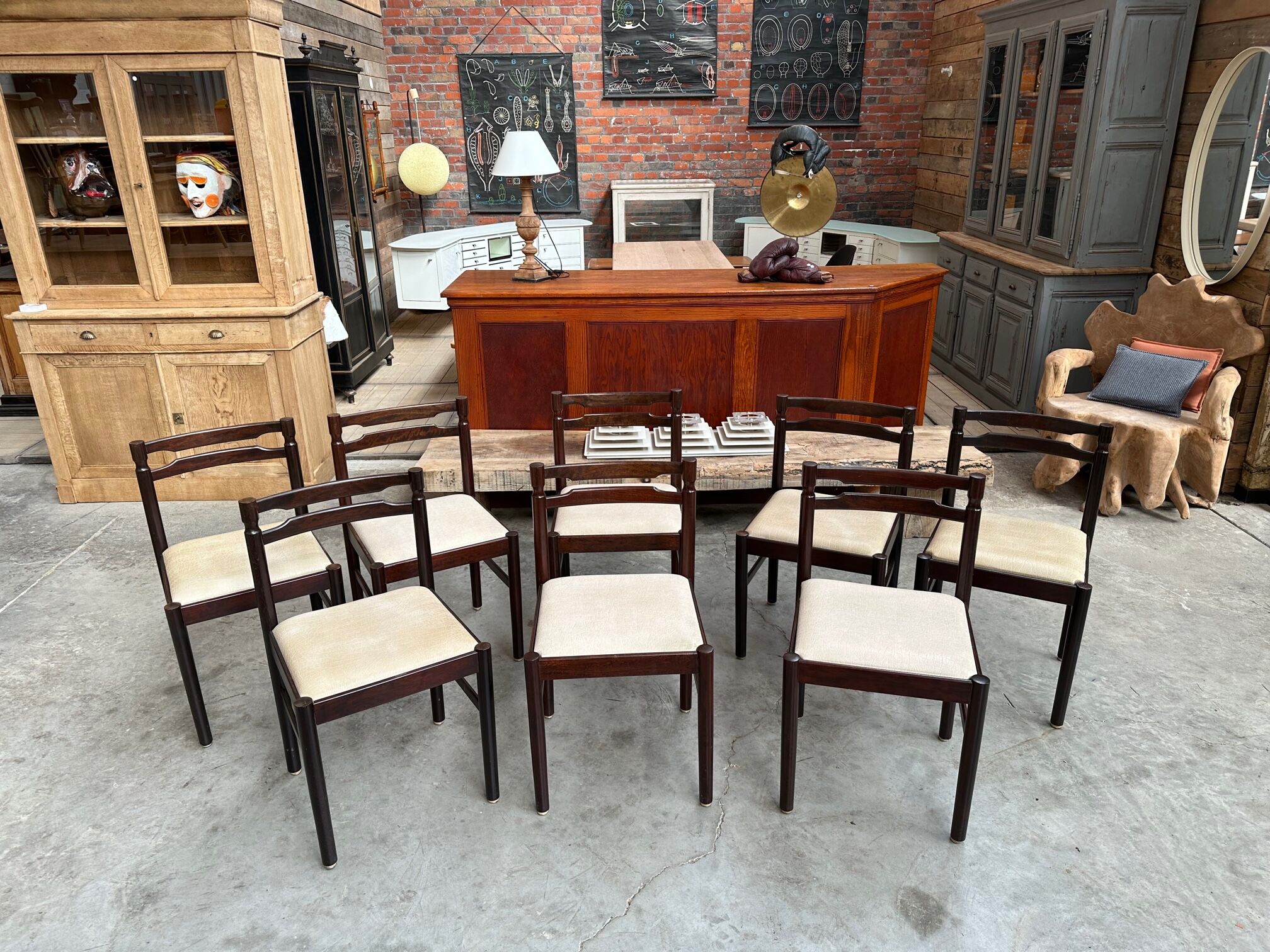 Suite of 8 60's chairs