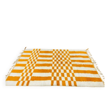 Large natural wool Beni Ouraine rug