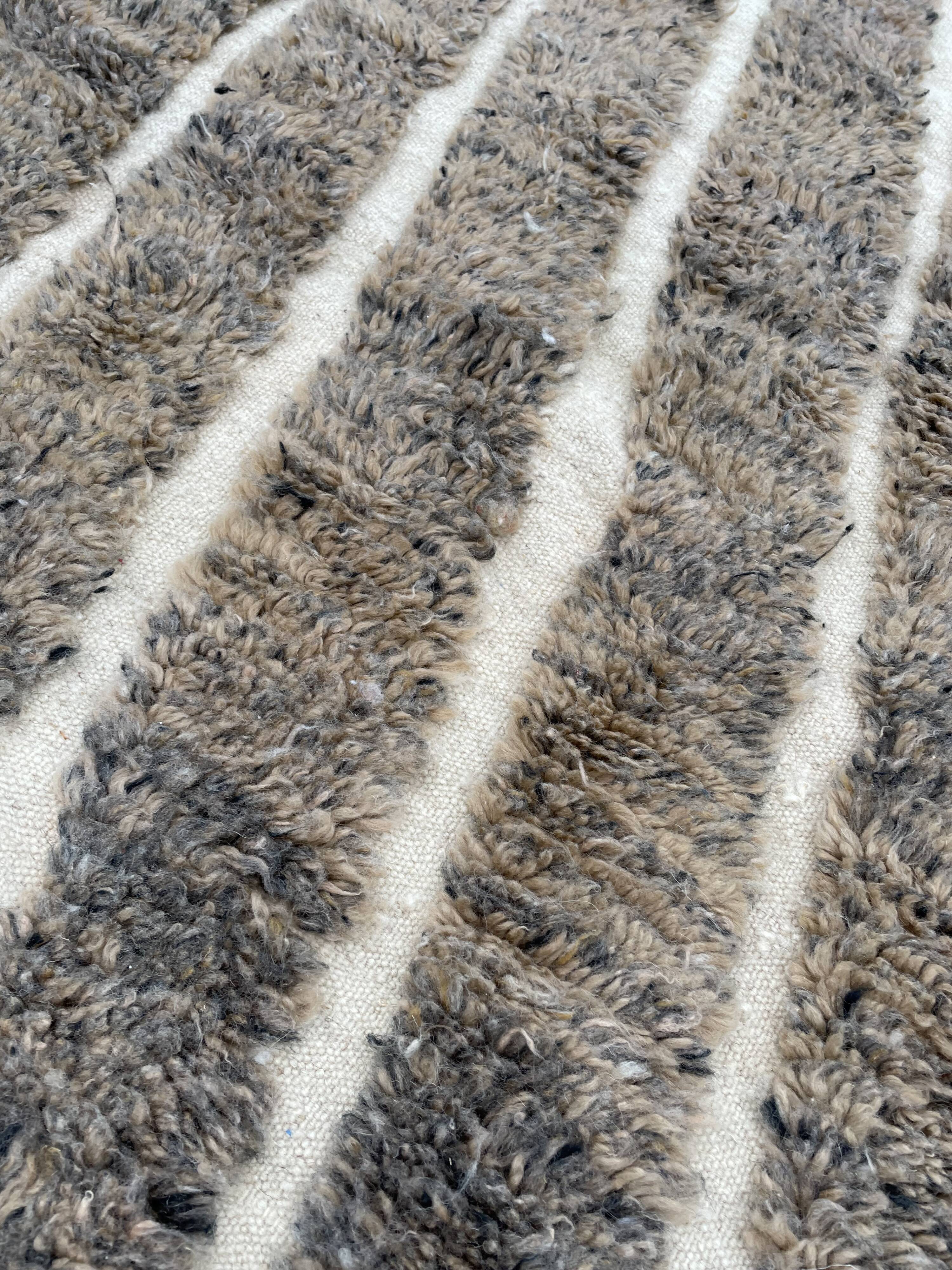 Contemporary berbere rug beni ouarain, 180x270 cm