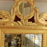 Mirror with gilded wood frame, dove decor