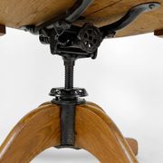 American swivel office armchair in oak, with leather seat, USA, Circa 1900