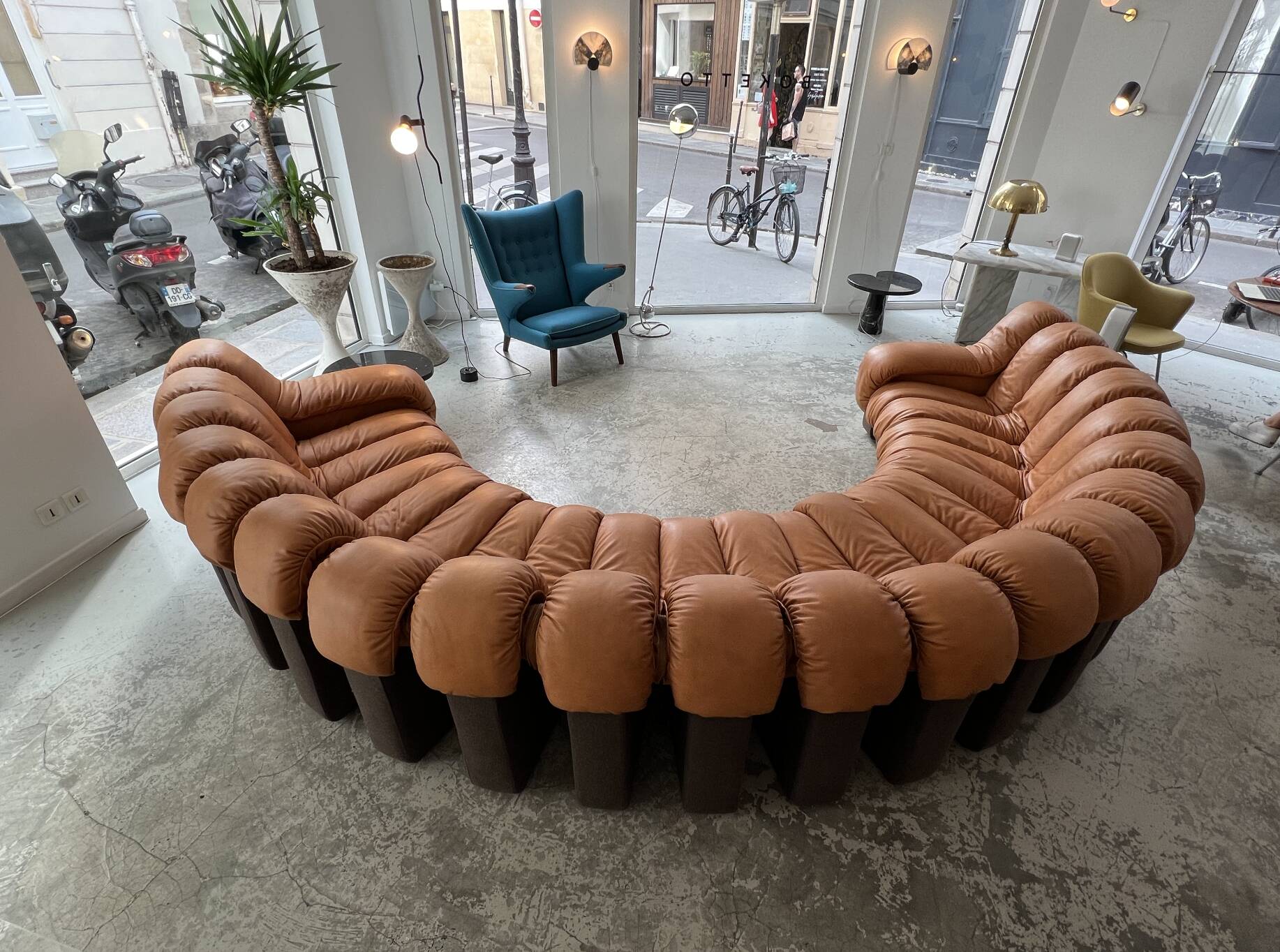 Sofa DS-600 de, Ueli Berger, Eleonore Peduzzi-Riva, Heinz Ulrich, Klaus Vogt for De Sede 1972