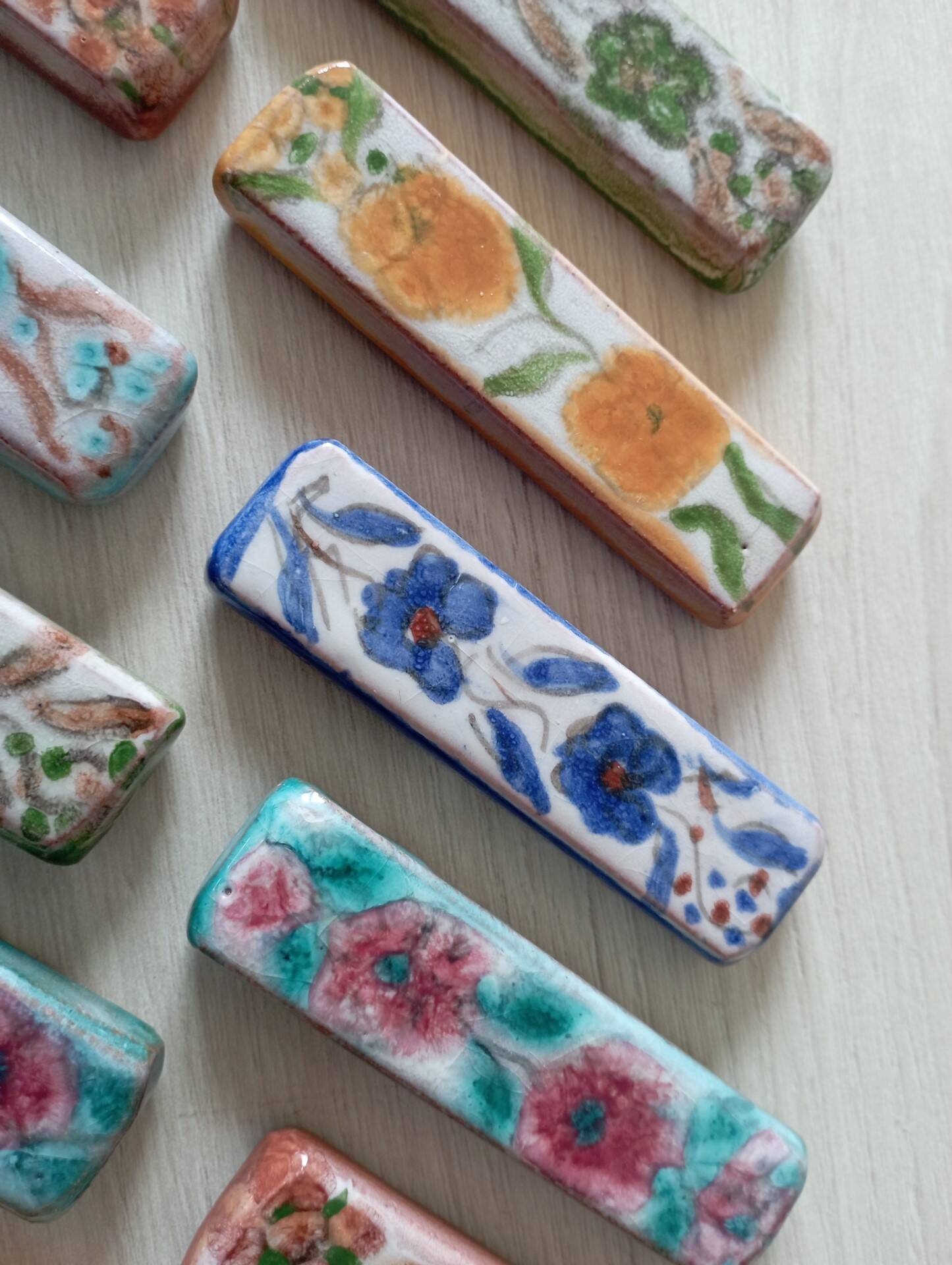 Set of 12 terracotta knife holders