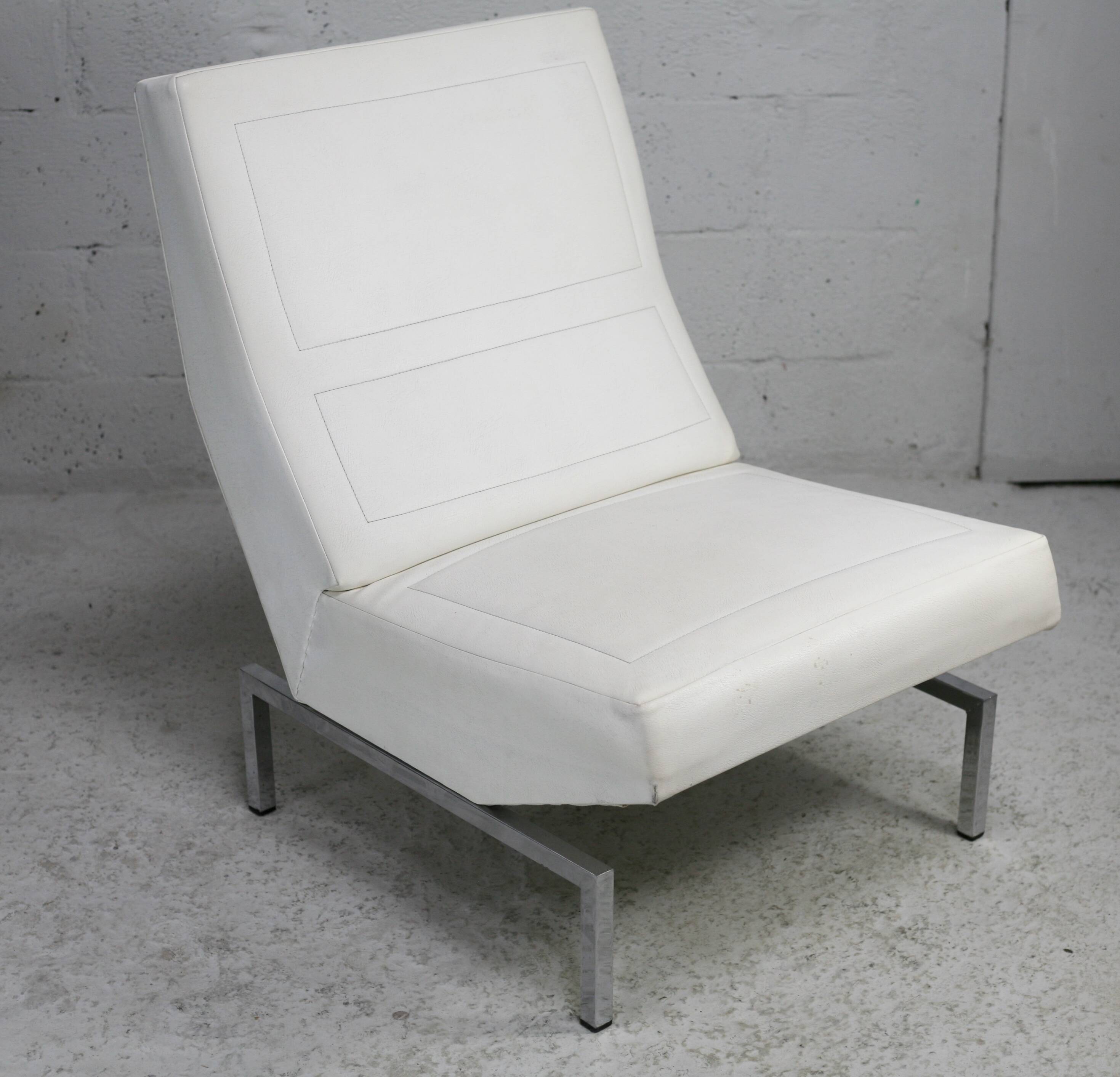 Pierre Paulin CM236 fireside chair. Thonet. Circa 1960