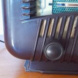 Radio station ducretet thomson l 524