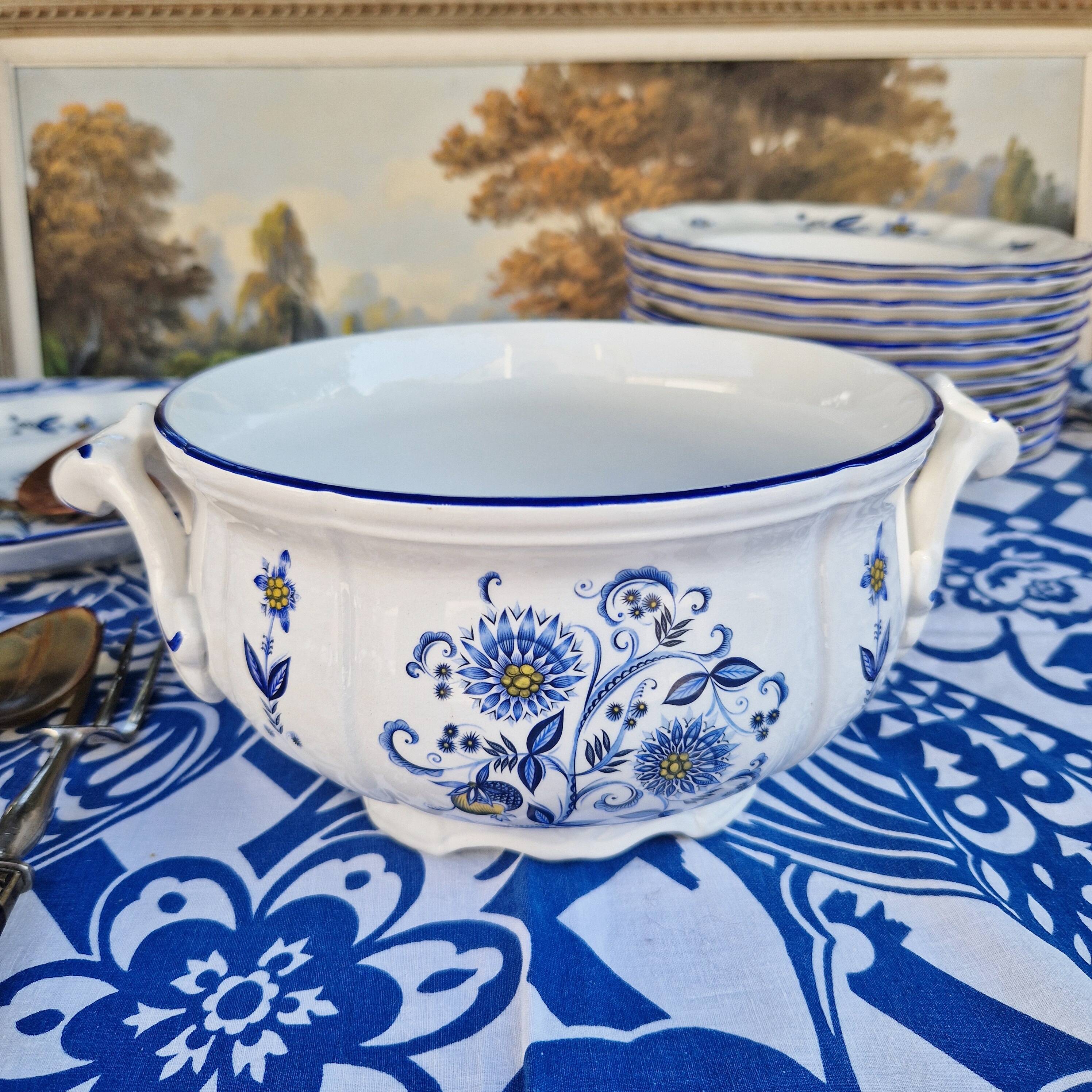 Saladier rond creux vintage KG Lunéville liseré bleu et decor de fleurs bleues et jaunes