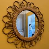 Vintage rattan flower mirror