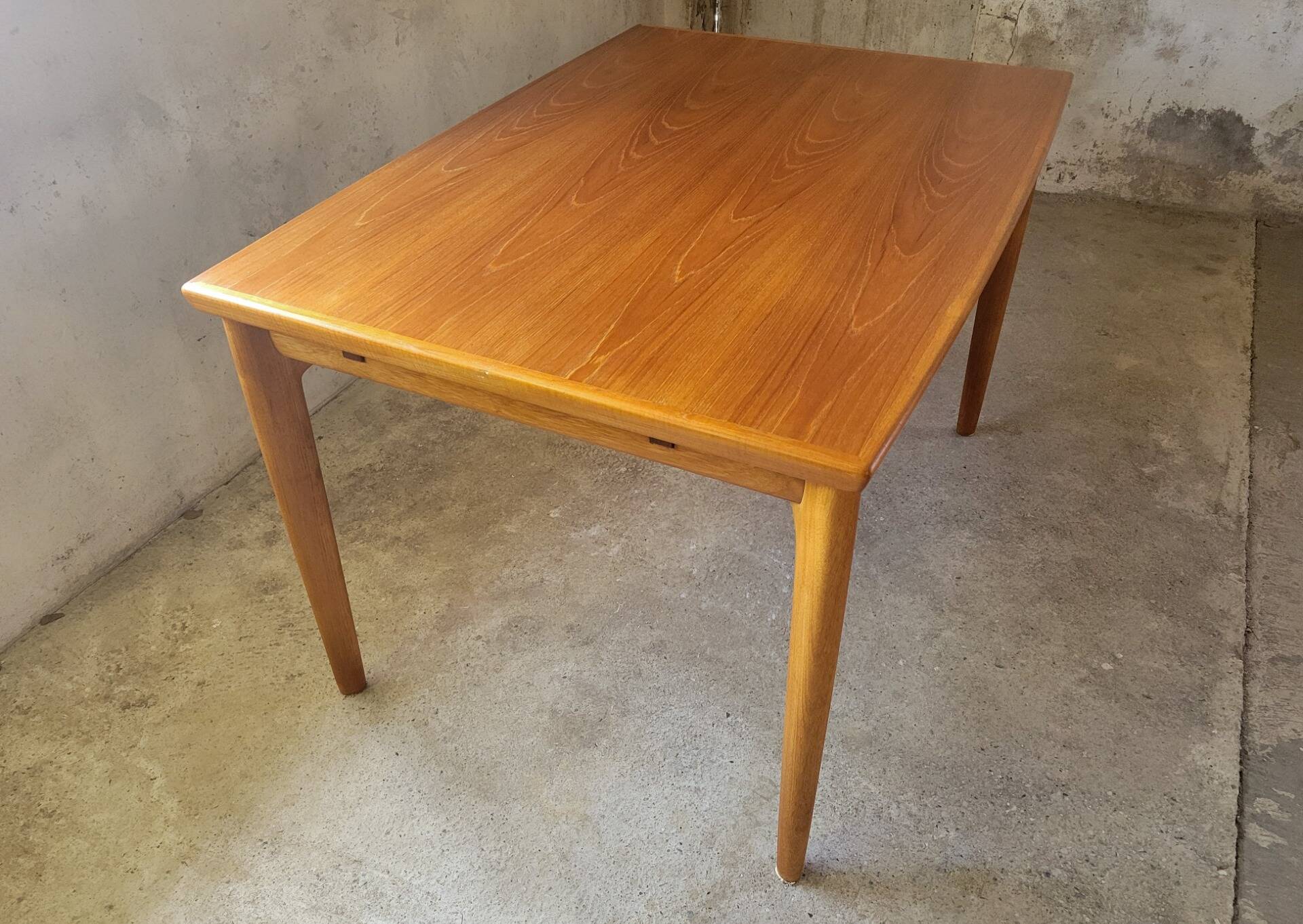 Table à manger extensible en teck par Grete Jalk pour Glostrup