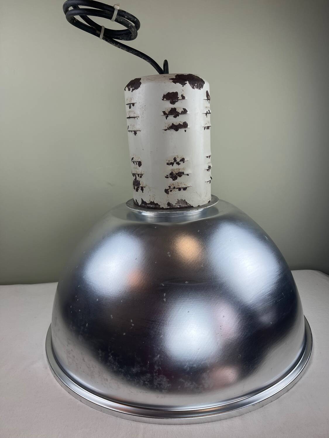 Rare industrial suspension Osram HQL – large aluminium reflector 53