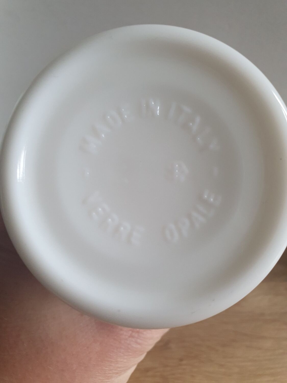 Pots d'apothicaire en opaline
