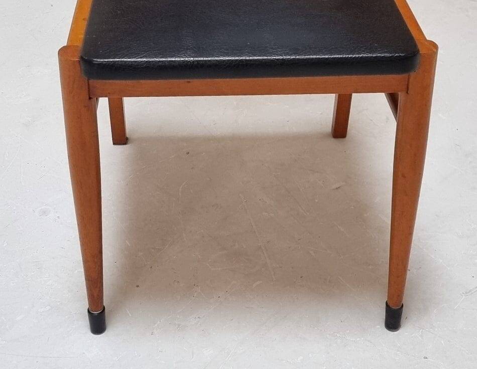 Chaises du milieu du siècle