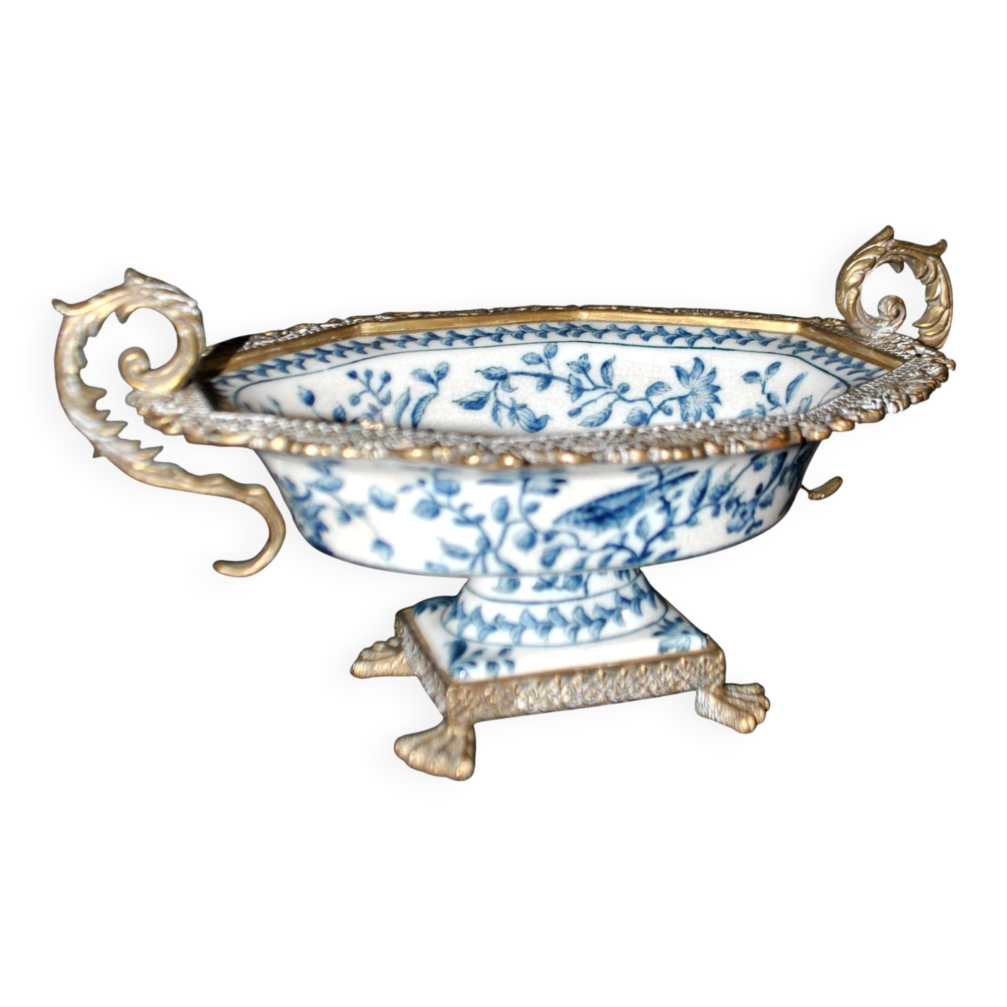 Blue Chinese floral porcelain coupe on a bronze base table centrepiece.