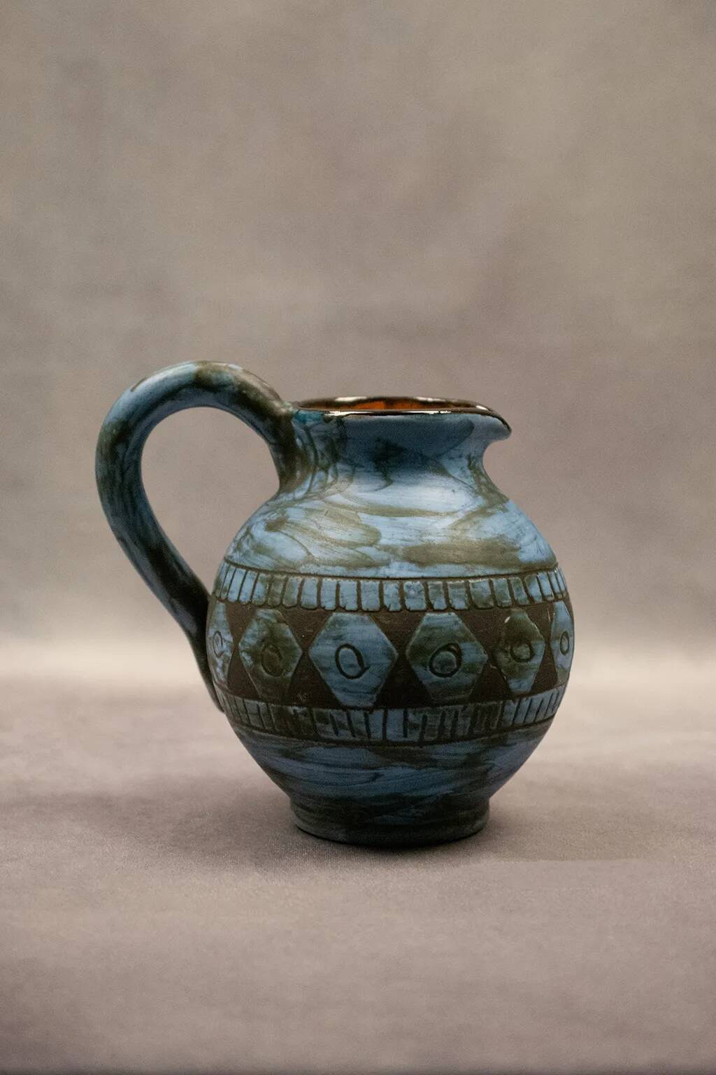 Blue ceramic pitcher with frieze by Jérôme Massier – Vallauris