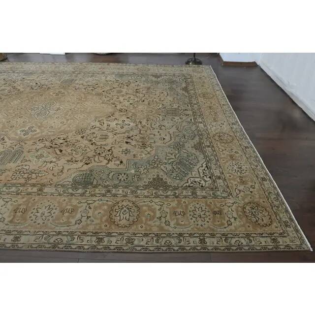 1970s Vintage Persian Handknotted Wool Orange Oversize Area Rug 286X380