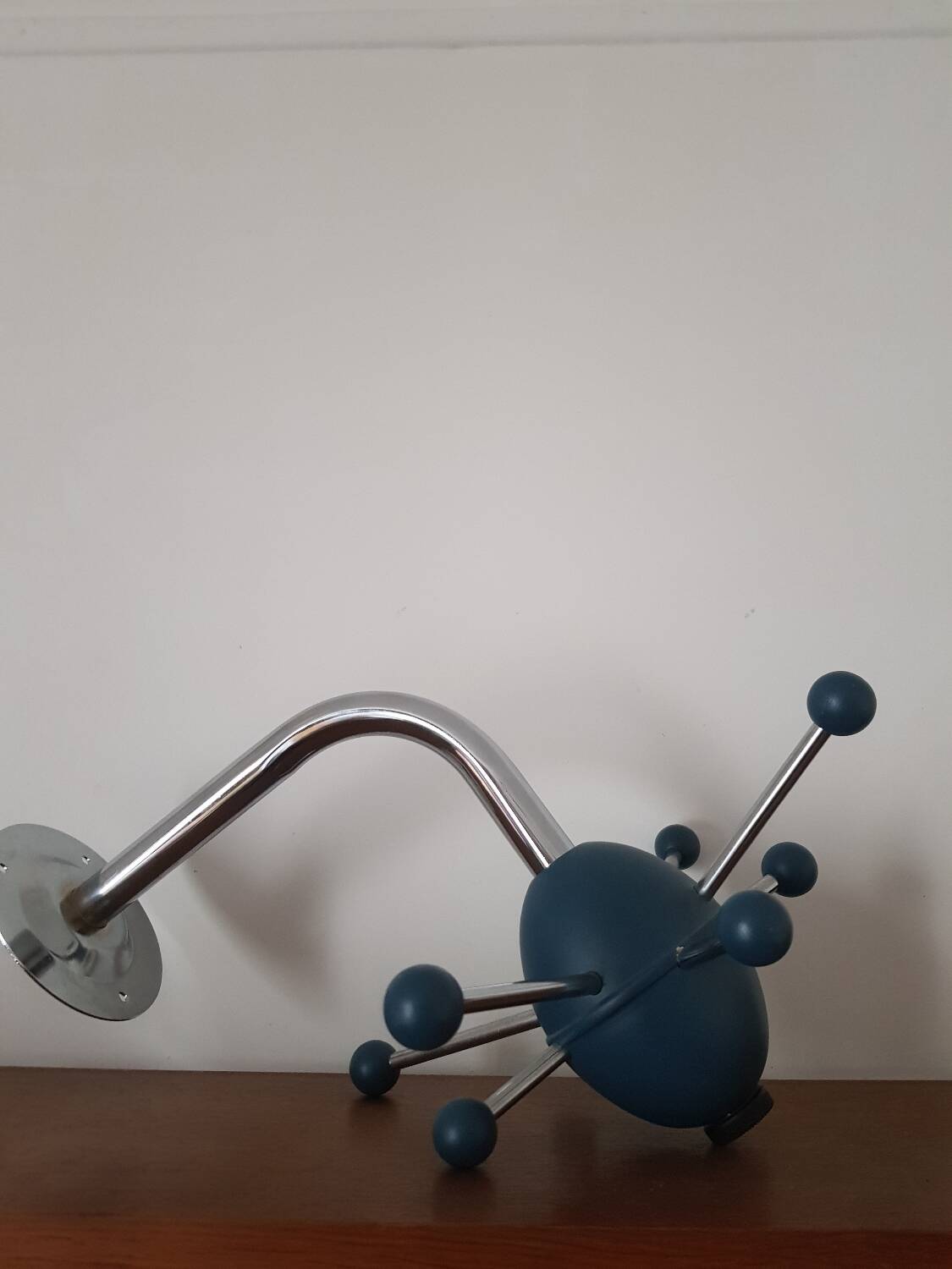 Sputnik wall coat rack