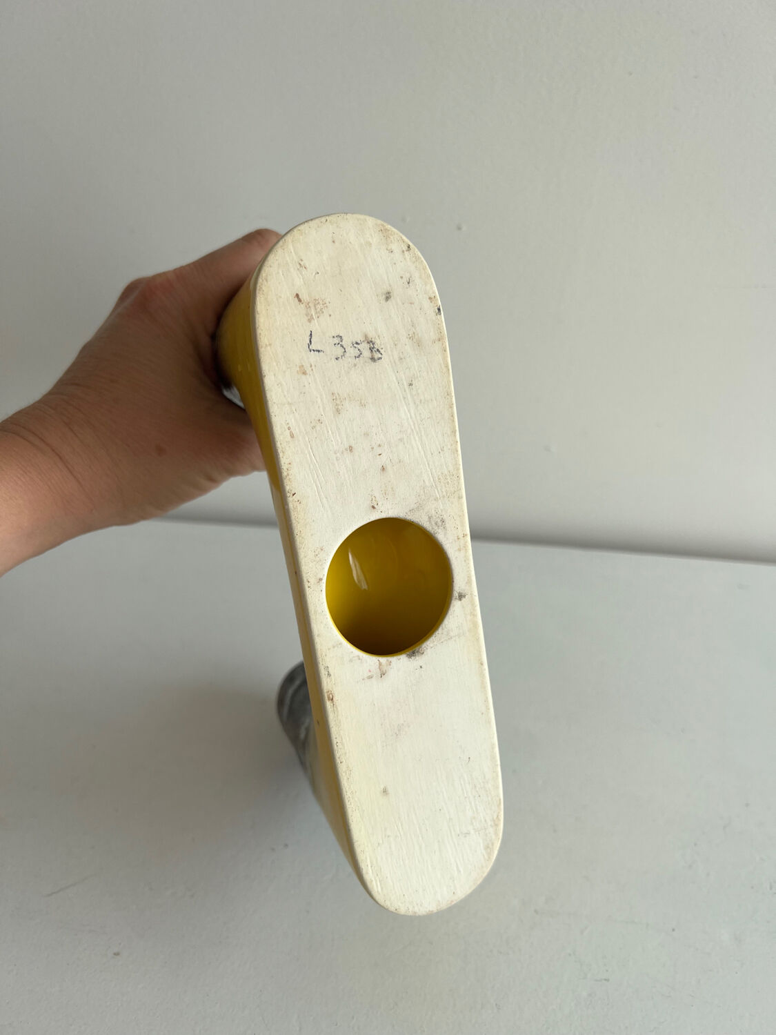 Double asymmetrical candle holder