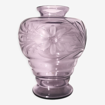 Purple crystal vase