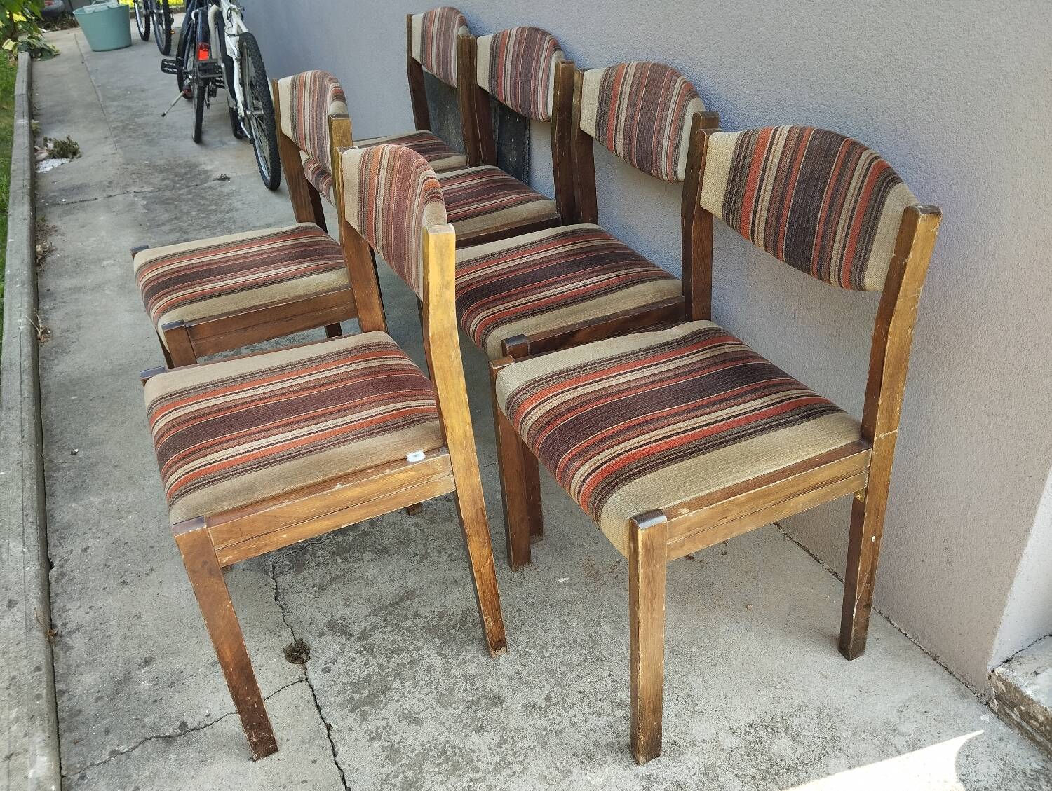 Set of 6 vintage chairs