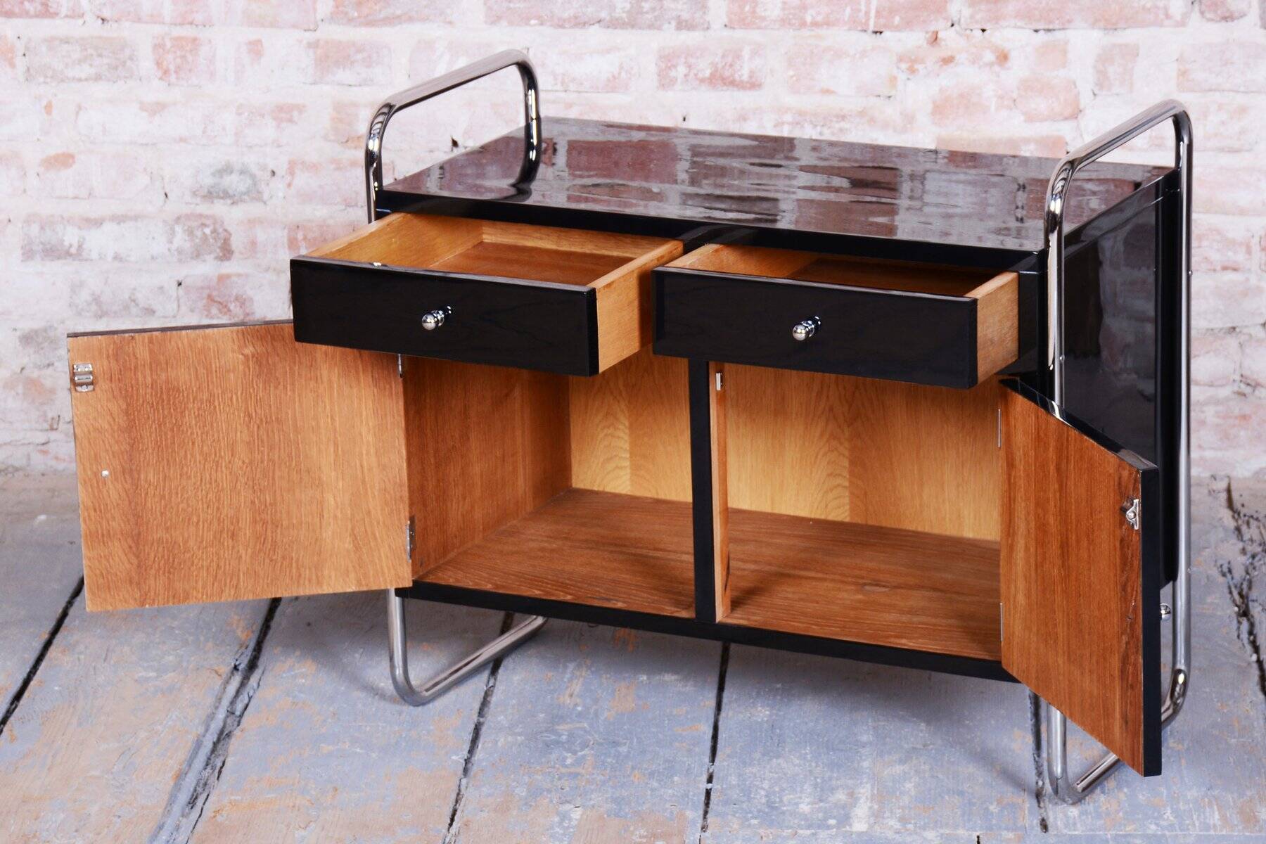 Bauhaus Cabinet in Chrome-Plated Steel by R. Slezák, Czech, 1930s