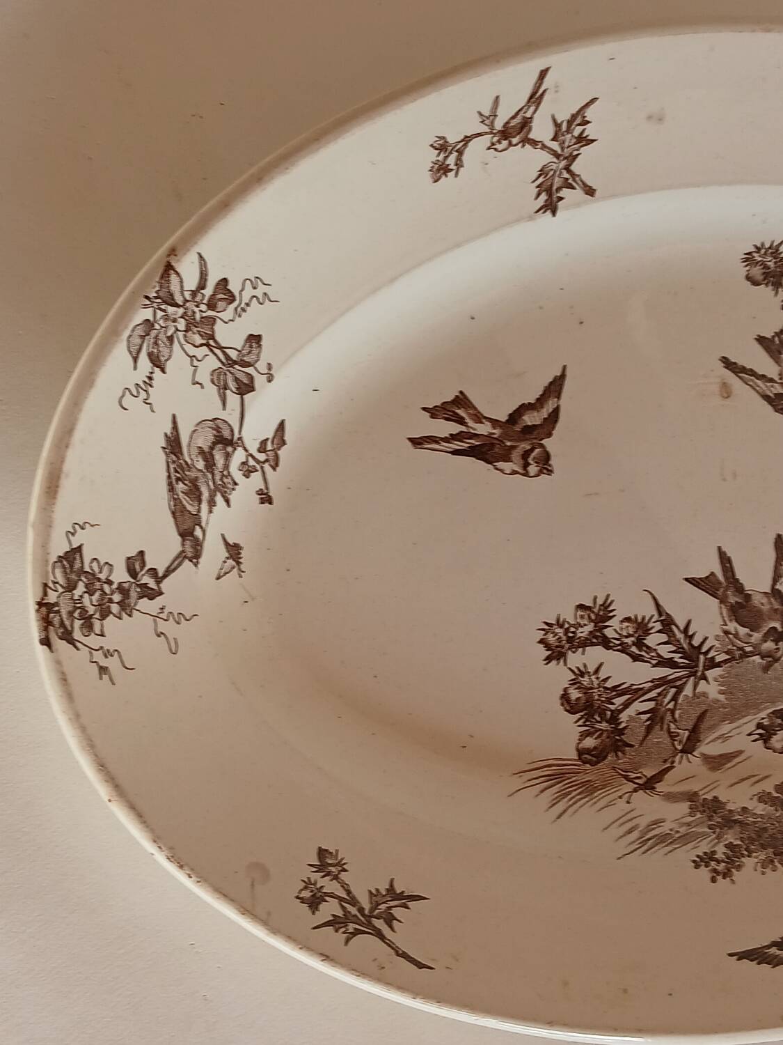 Plat de service en terre de fer