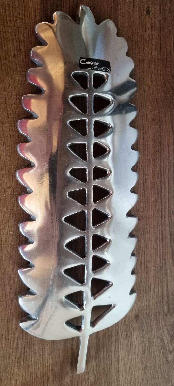 Pocket tray in silver metal