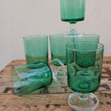 6 Luminarc green wine glasses