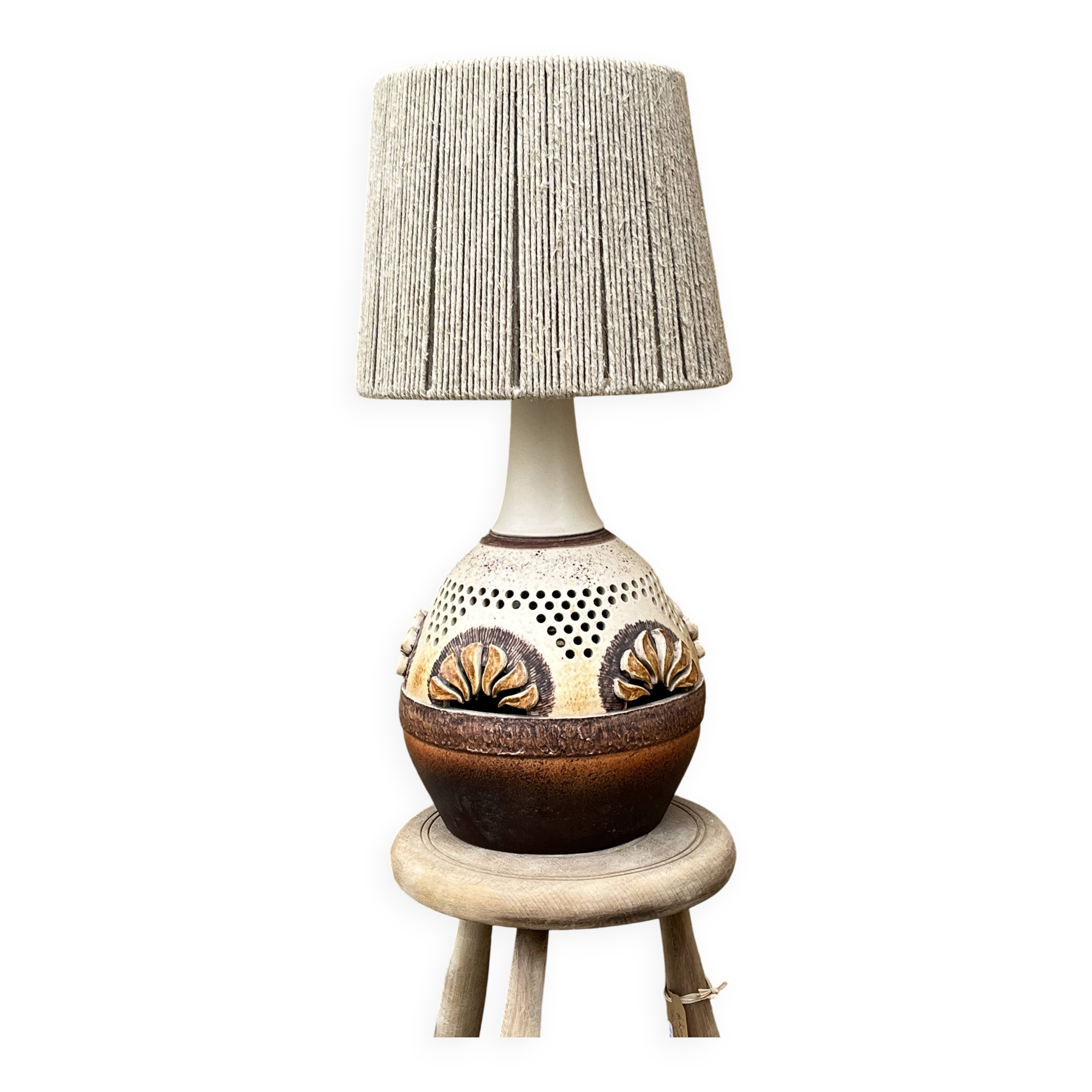 Scandinavian ceramic lamp