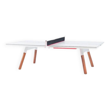 RS Barcelona table design "You & Me" – Chic signature piece for the living room.