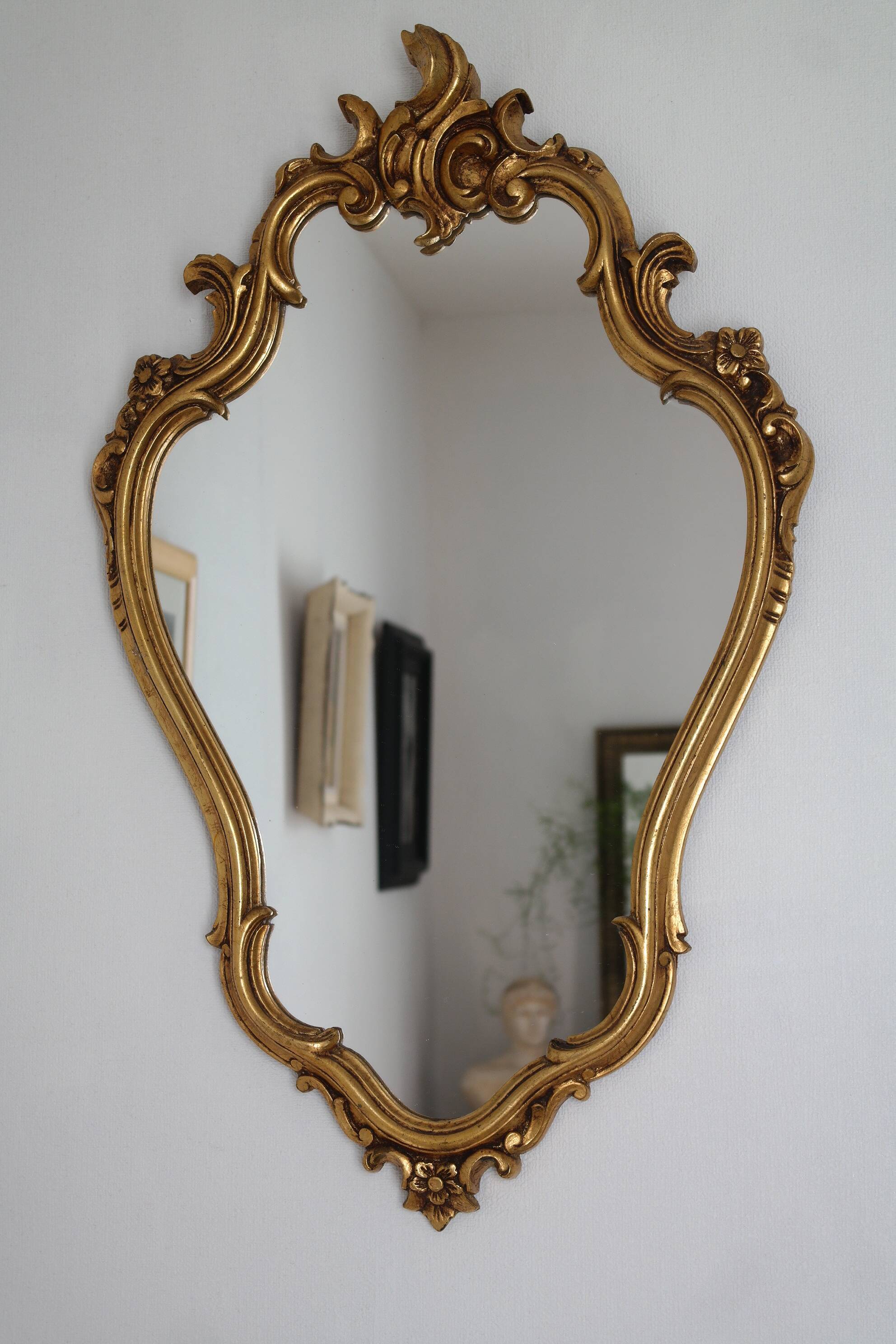 Baroque gold mirror