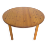 Round extendable pine table