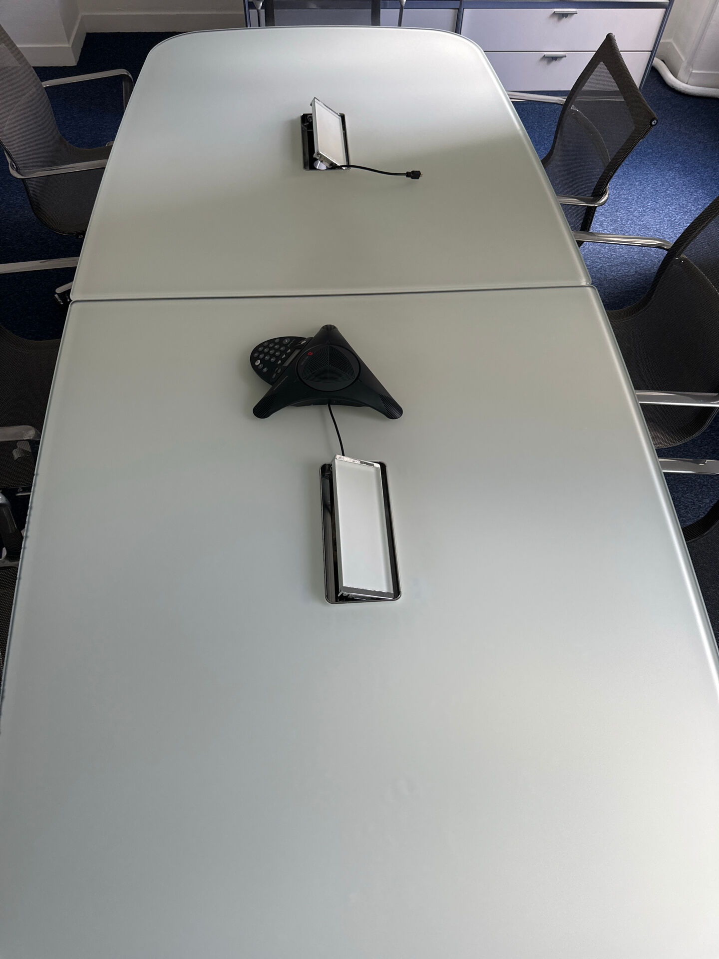 Meeting room full ICF Milano — Table NoTable white glass +