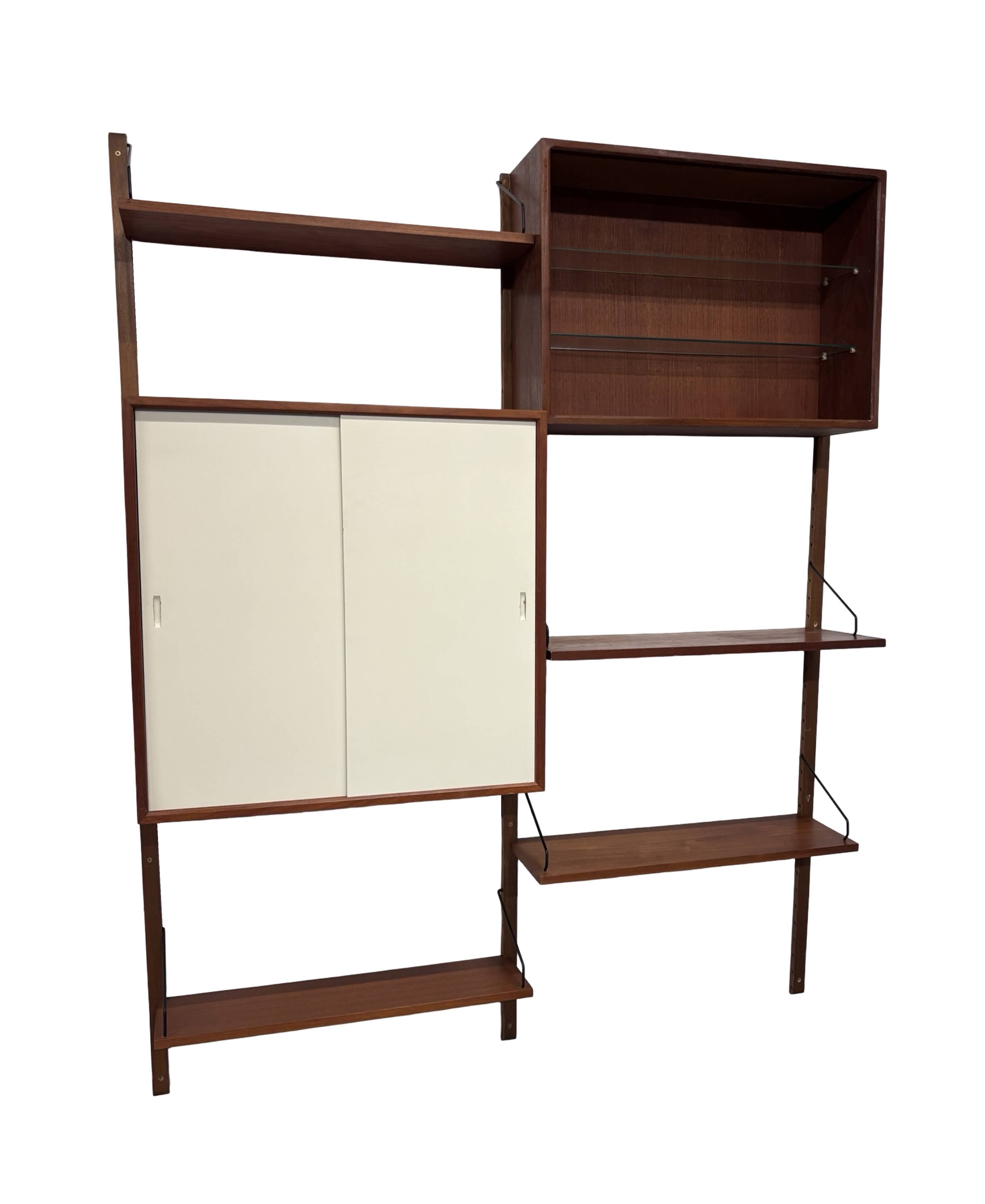 Vintage Poul Cadovius Royal System wall system wall unit