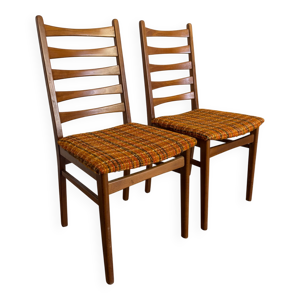 Paire de chaises scandinaves,