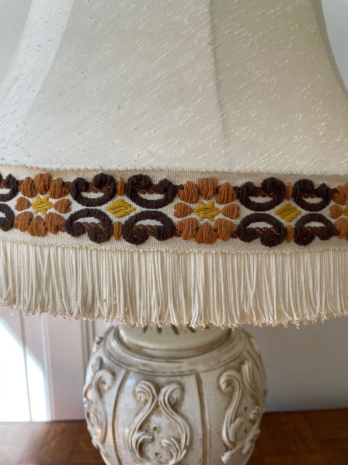 Large shabby chic lamp