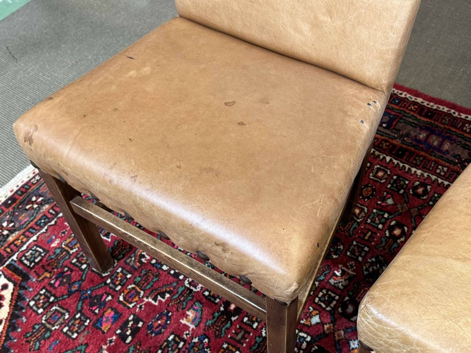 Set of 4 English beech chairs with faux leather from the 1980s.