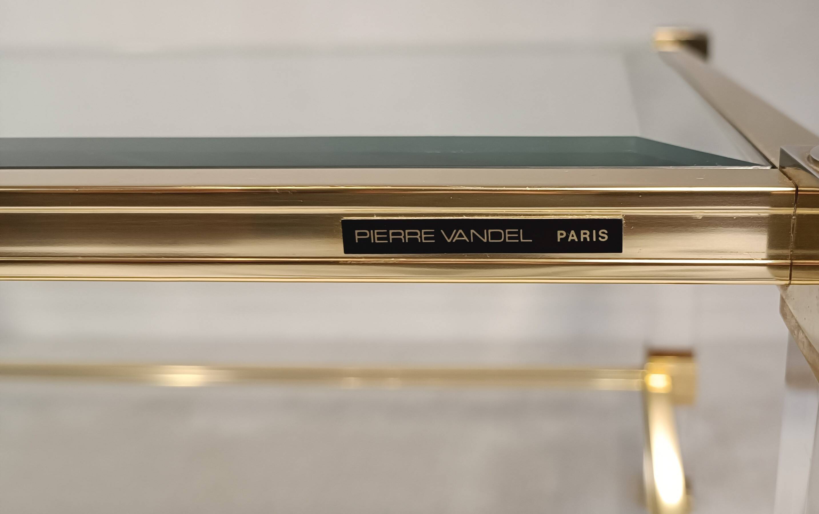 Très belle table basse Pierre Vandel Paris collection ANTHIOS