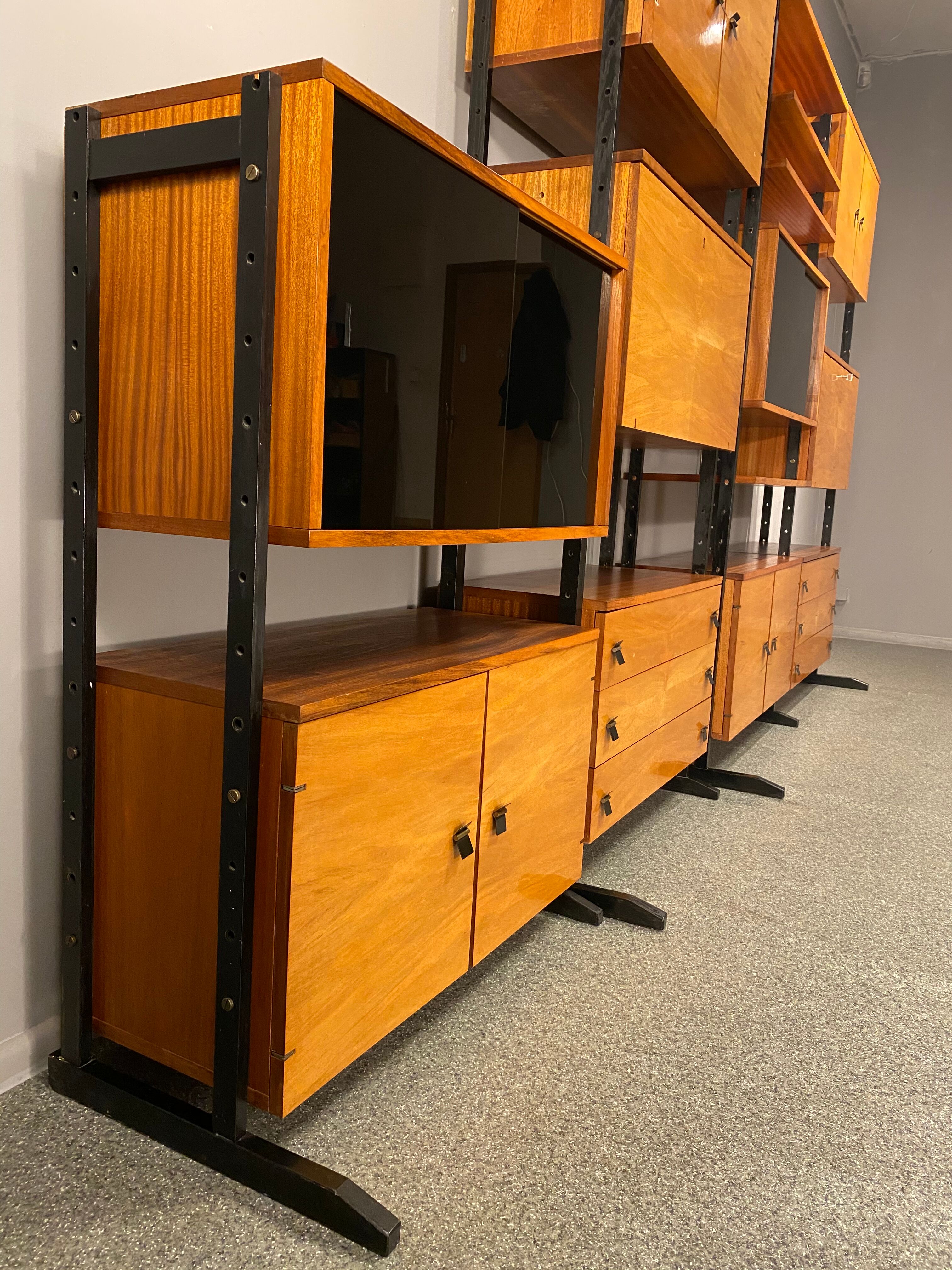 Book case Modular Walnut vintage 60’