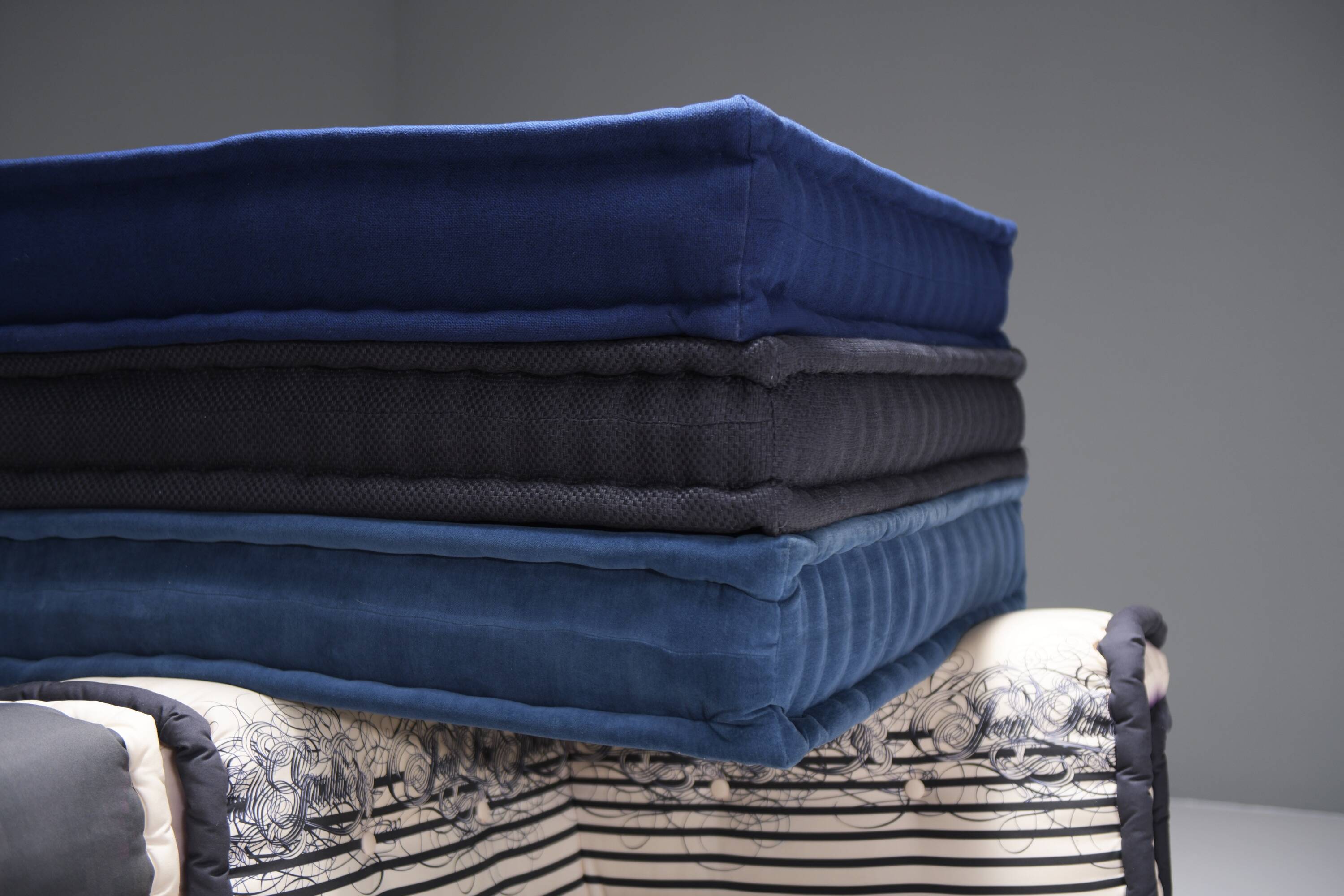 Mah Jong ‘Jean-Paul Gaultier’ edition by Hans Hopfer for Roche Bobois France