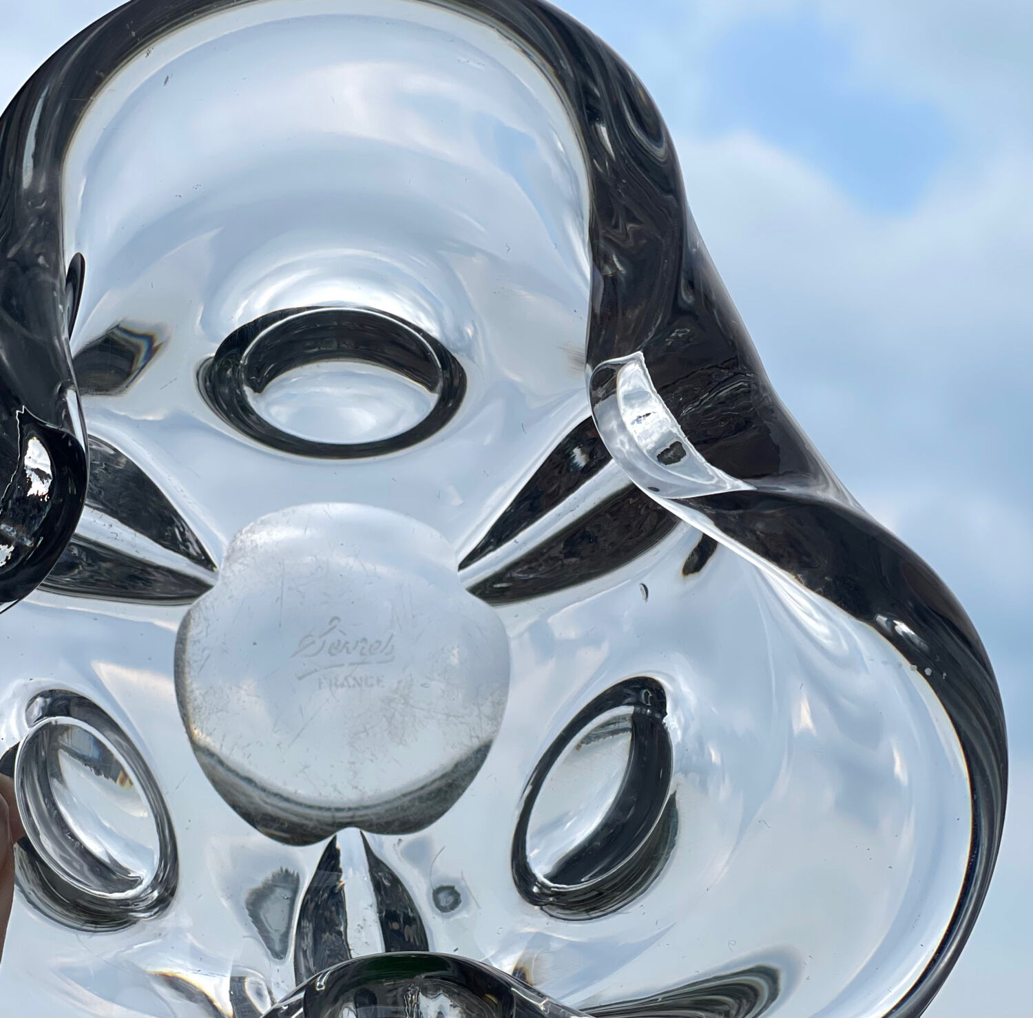 Empty crystal pocket of Sevres