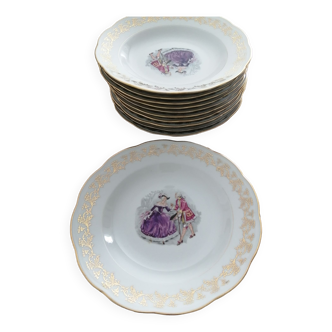 Porcelain plates