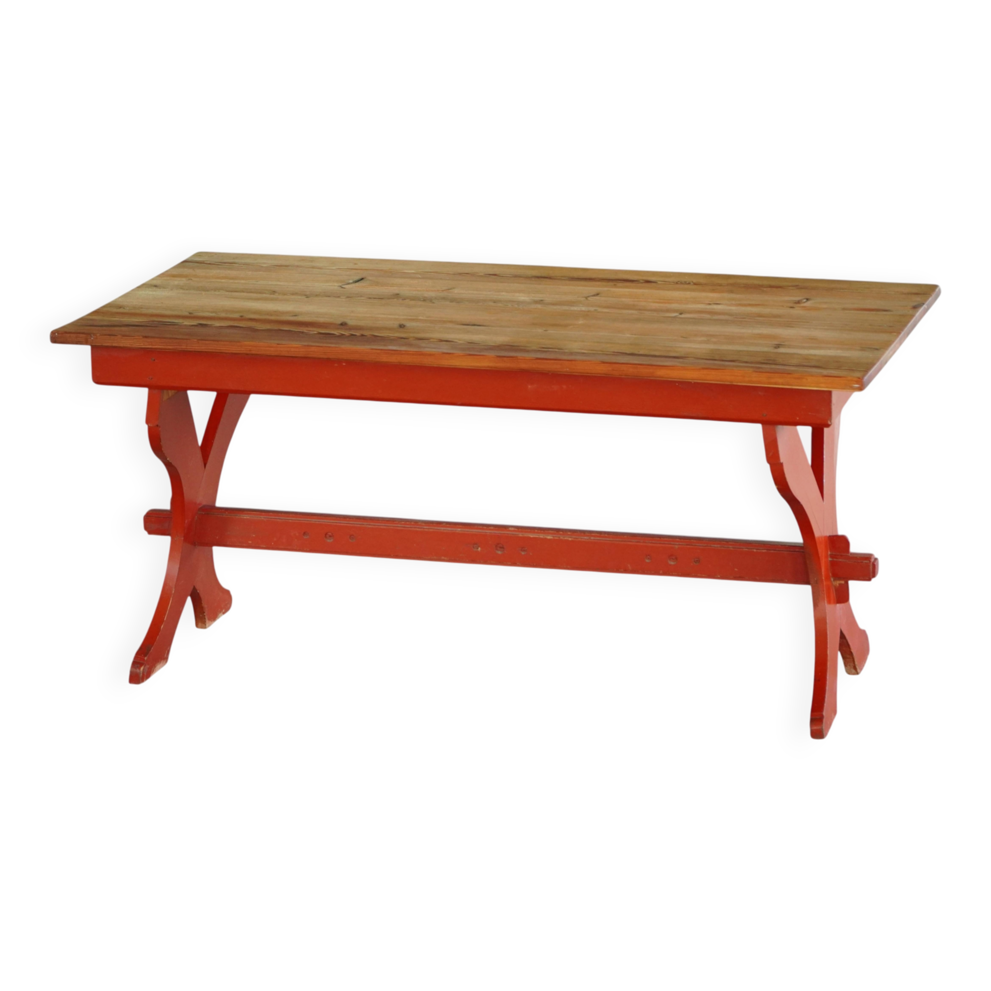 Rustic farmhouse dining table in painted red pine, Sweden, 1920s.