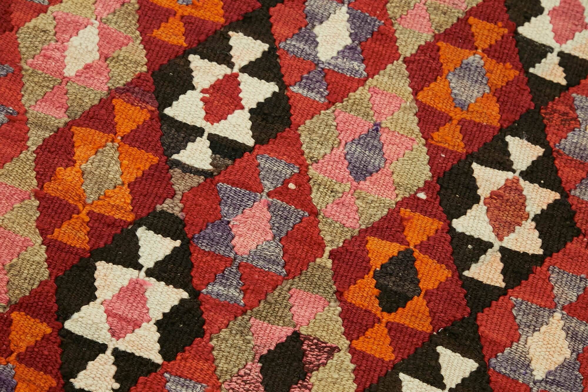 Turkish Handwoven Vintage Herki Kilim 86 cm x 274 cm