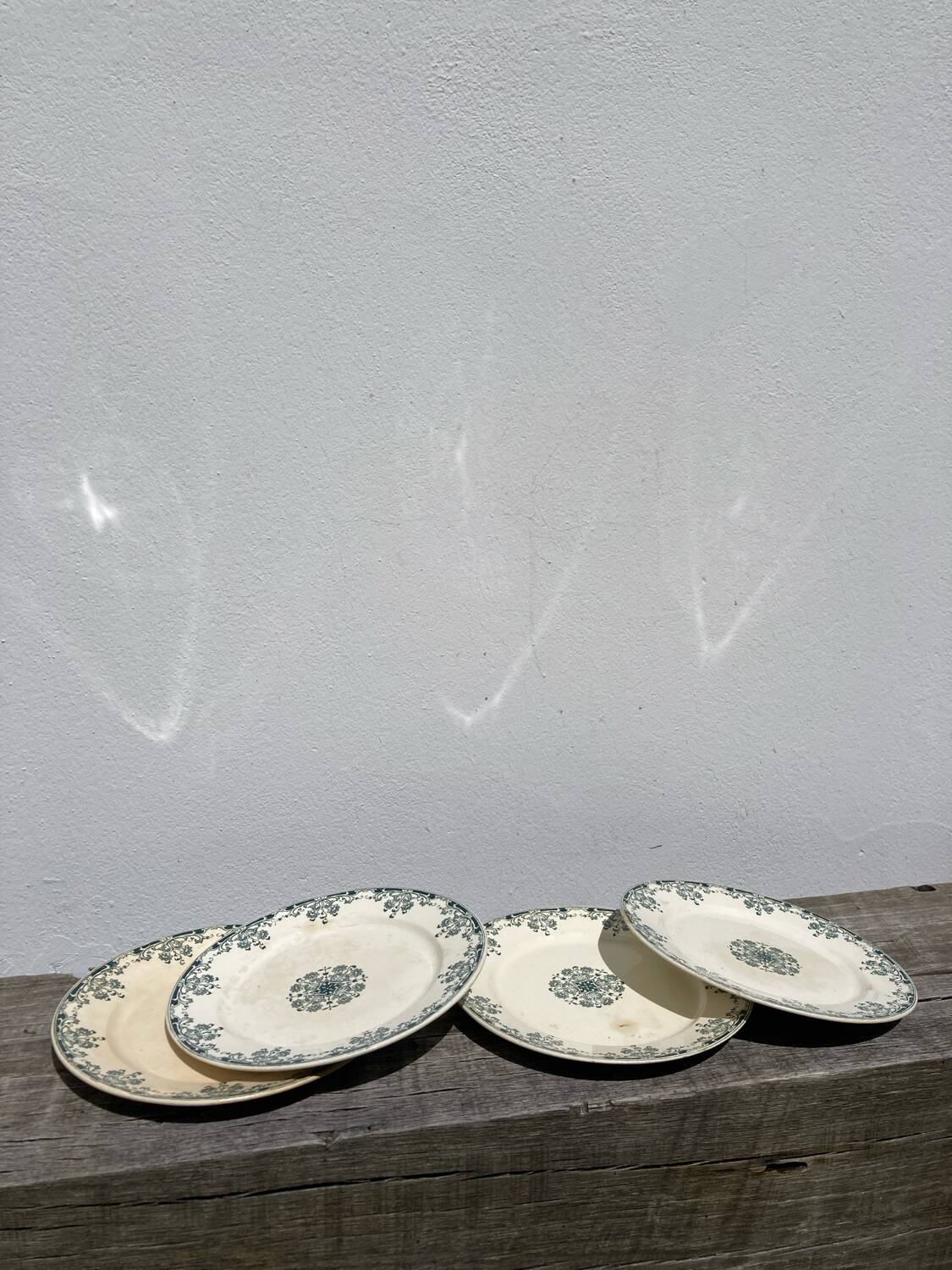 4 iron earth plates Mignon Sarreguemines