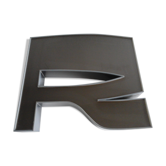 Vintage "R" sign letter