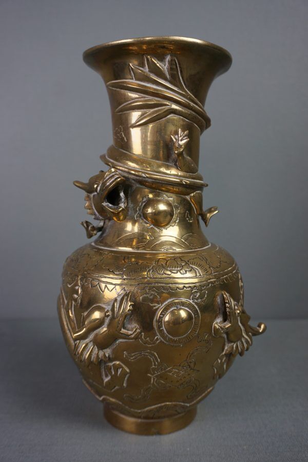 Chinese dragon brass vase, 1920
