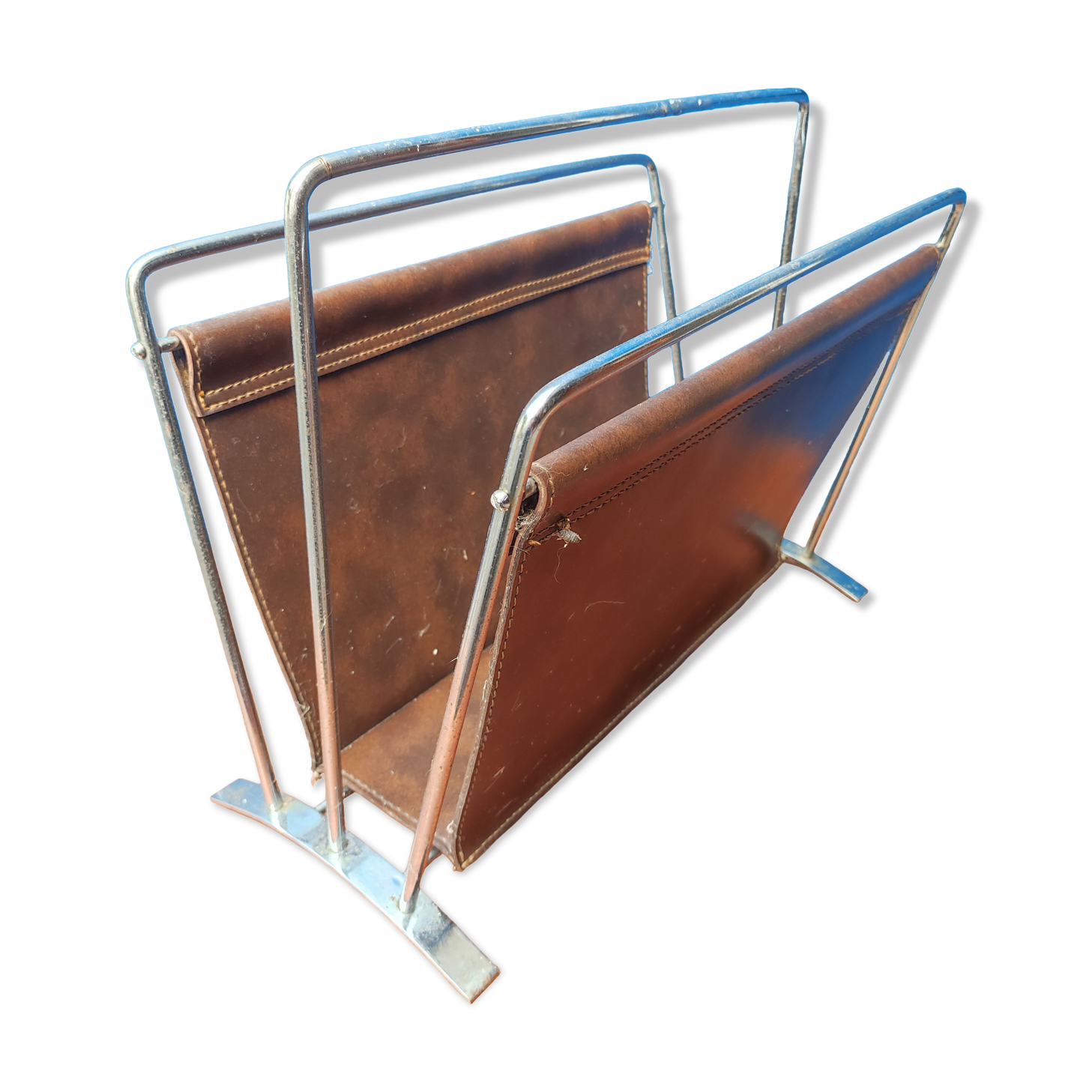 Magazine-holder chrome steel imitation leather stitched