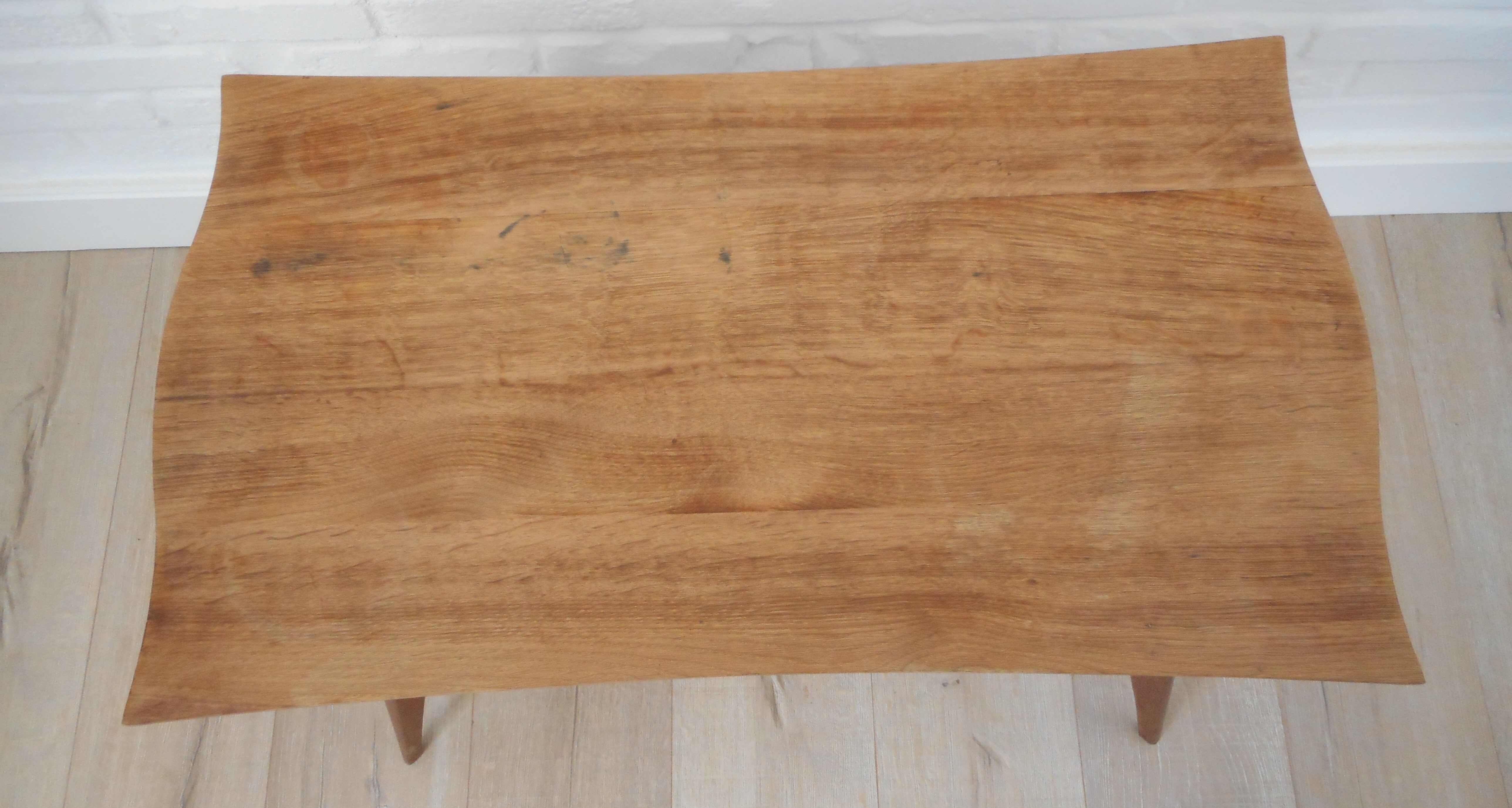 Coffee table with compass feet