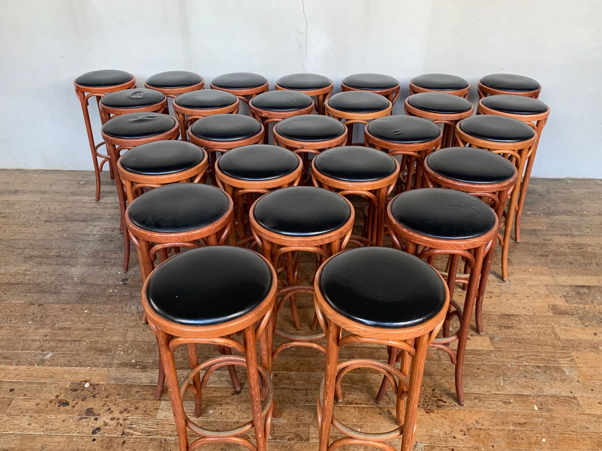 Series of 16 curved wooden bar stools dlg Thonet Baumann Fischel