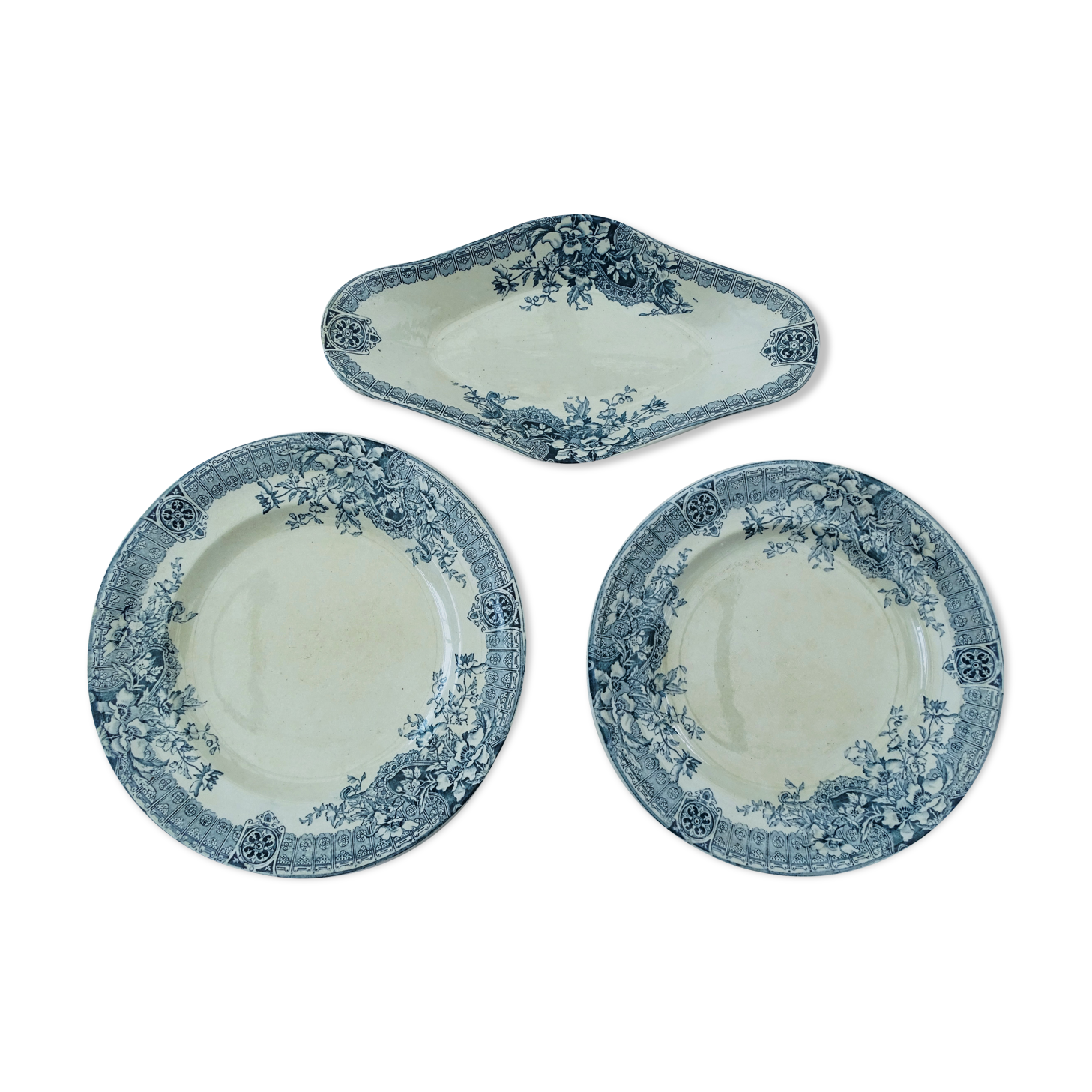 Ravier and two Longwy plates